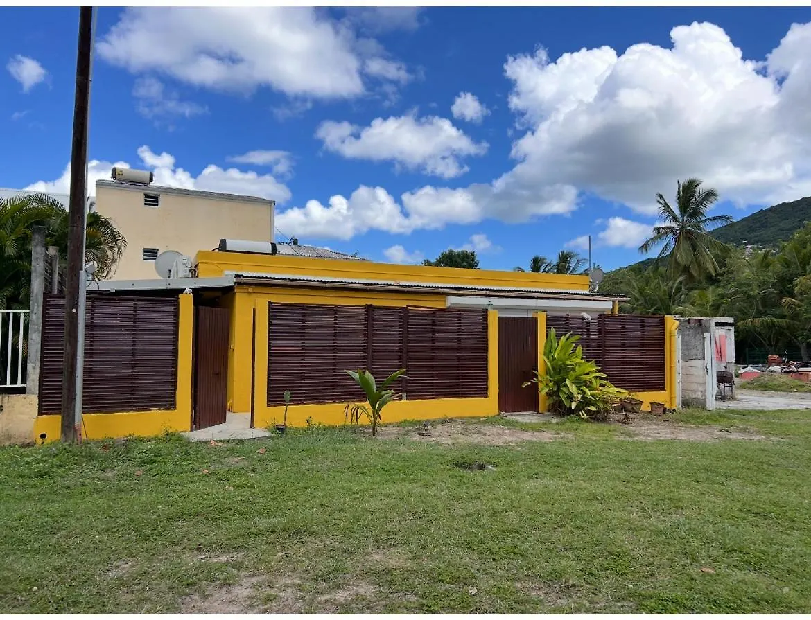 Apartament Les Pieds Dans L'Eau Les Trois-Ilets 0*,  Martynika